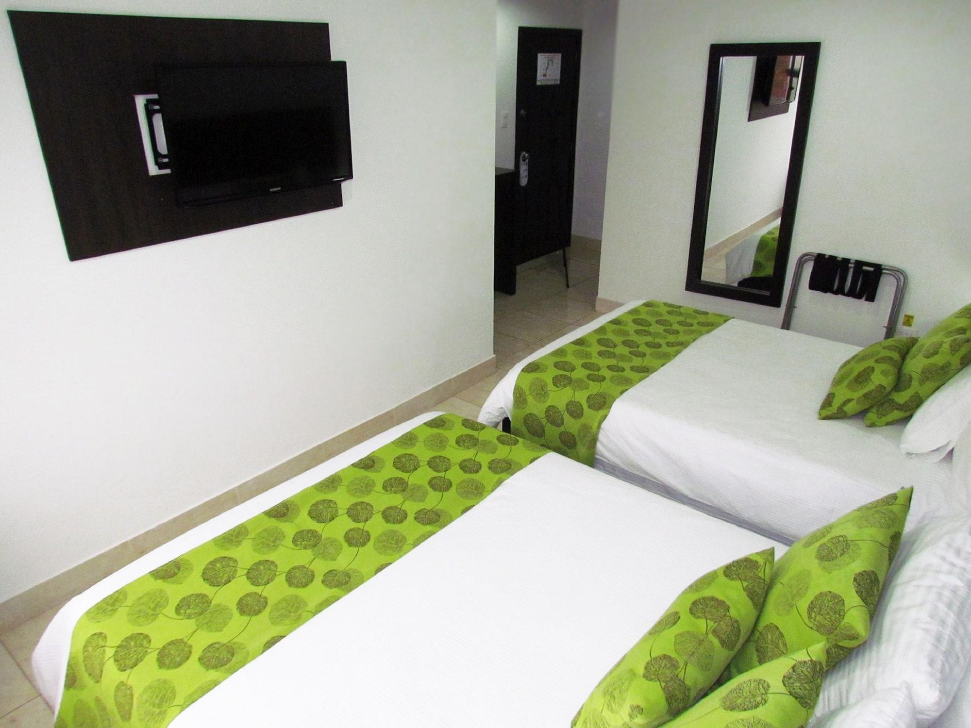 Hotel Montes De La Castellana Армения Екстериор снимка