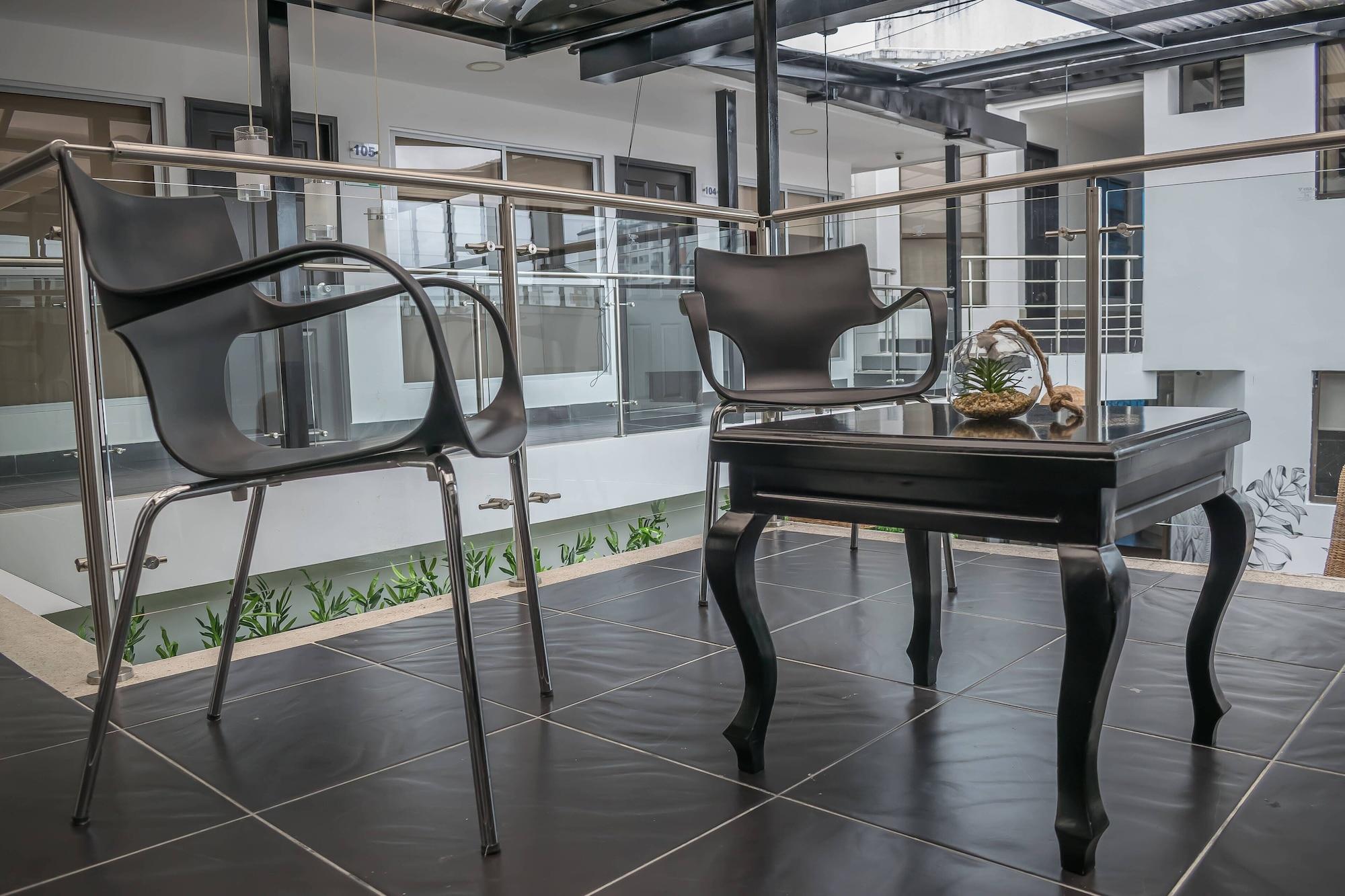 Hotel Montes De La Castellana Армения Екстериор снимка