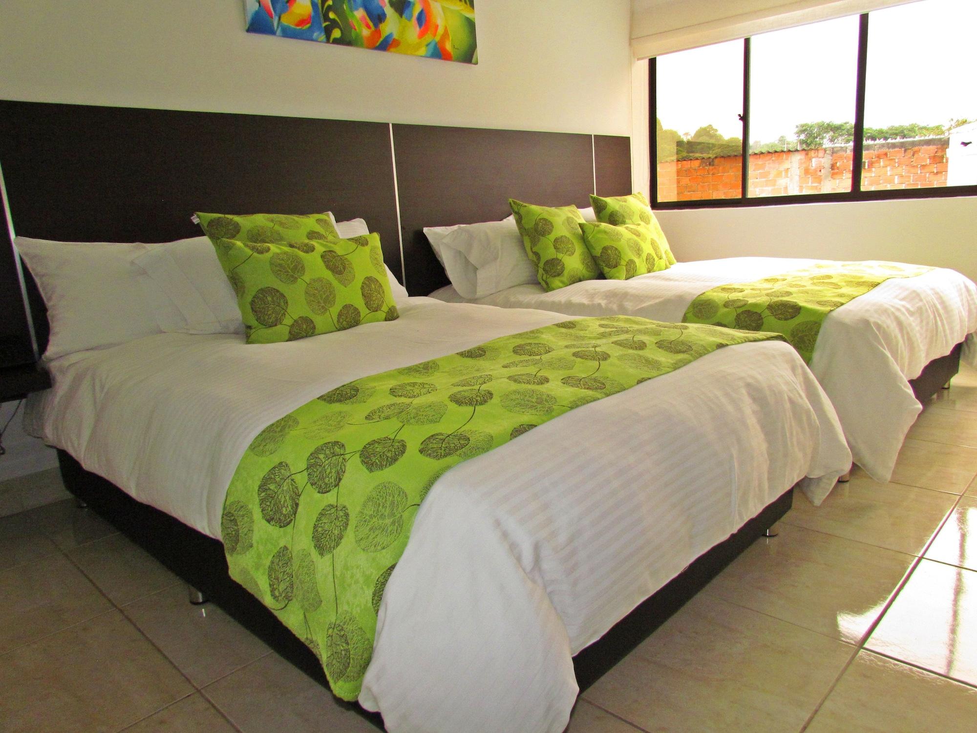 Hotel Montes De La Castellana Армения Екстериор снимка