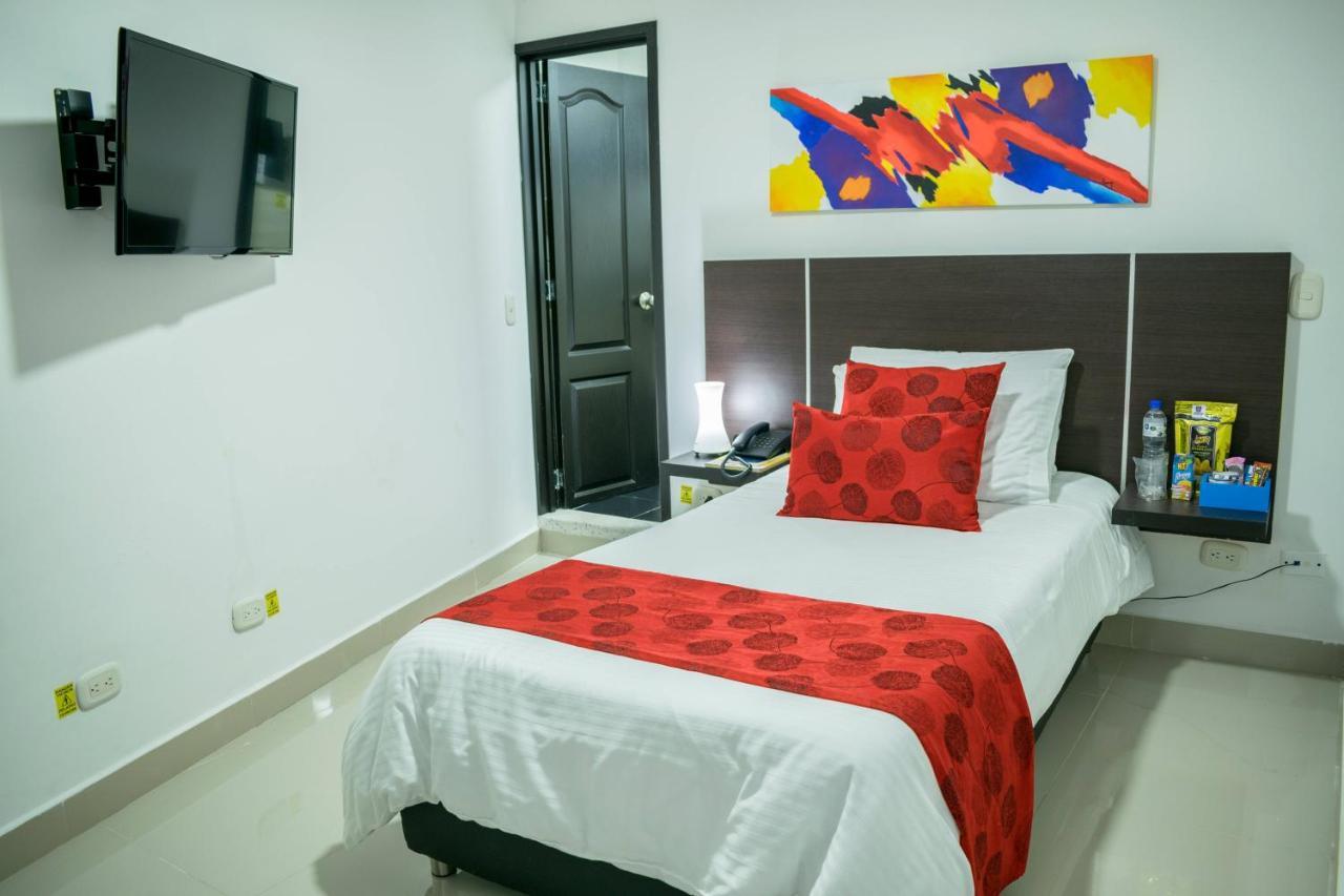 Hotel Montes De La Castellana Армения Екстериор снимка