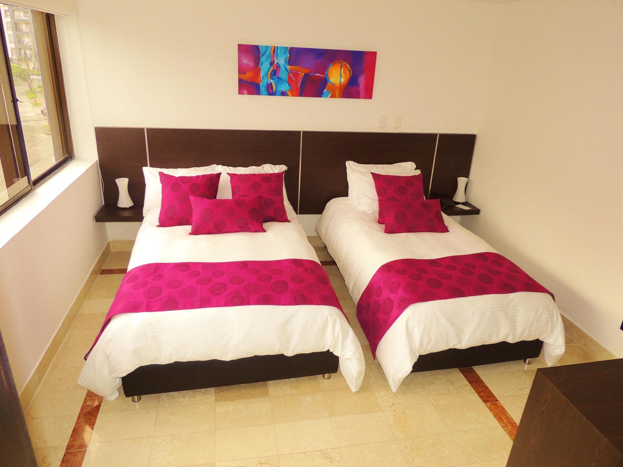 Hotel Montes De La Castellana Армения Екстериор снимка