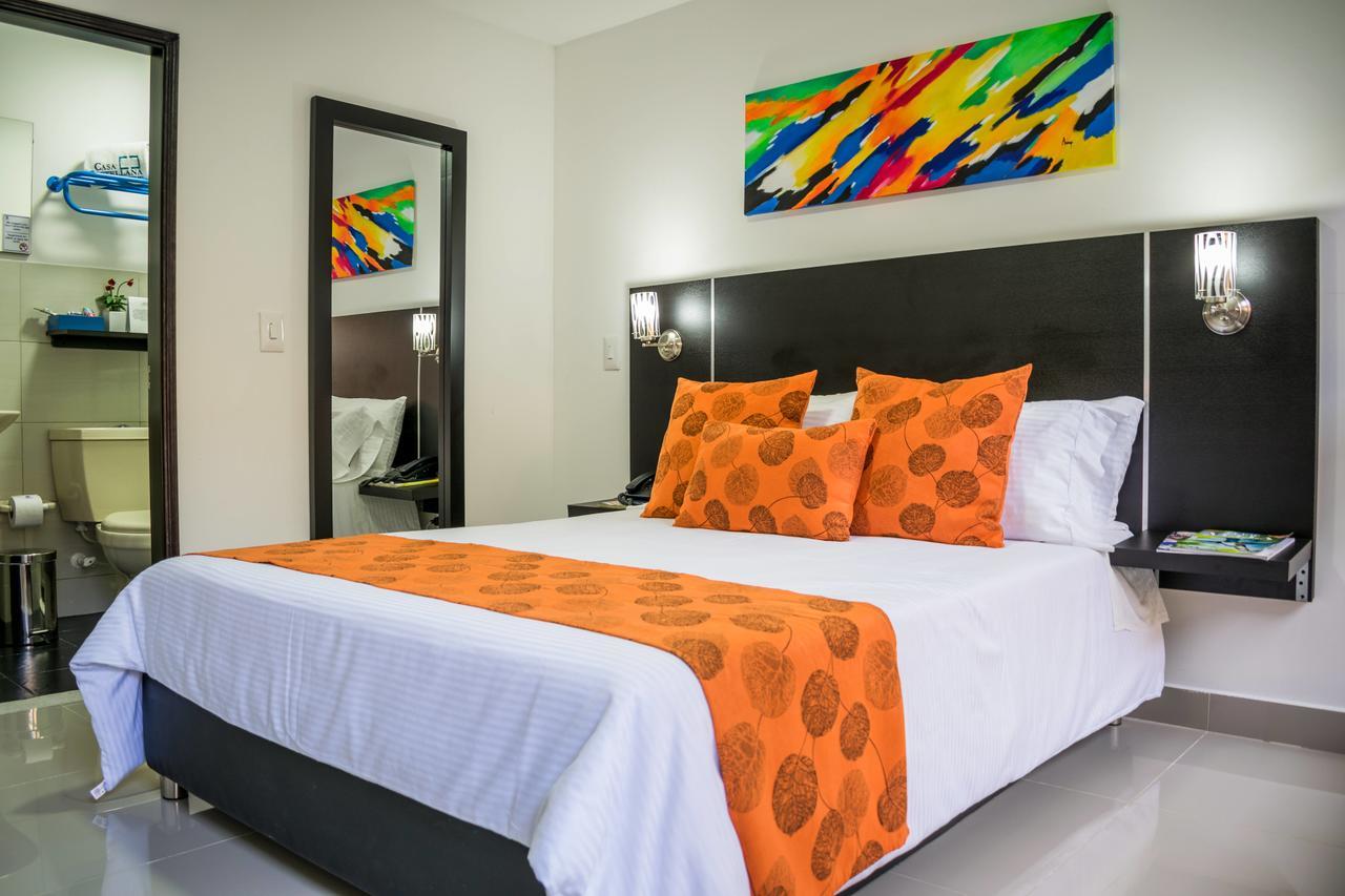 Hotel Montes De La Castellana Армения Екстериор снимка