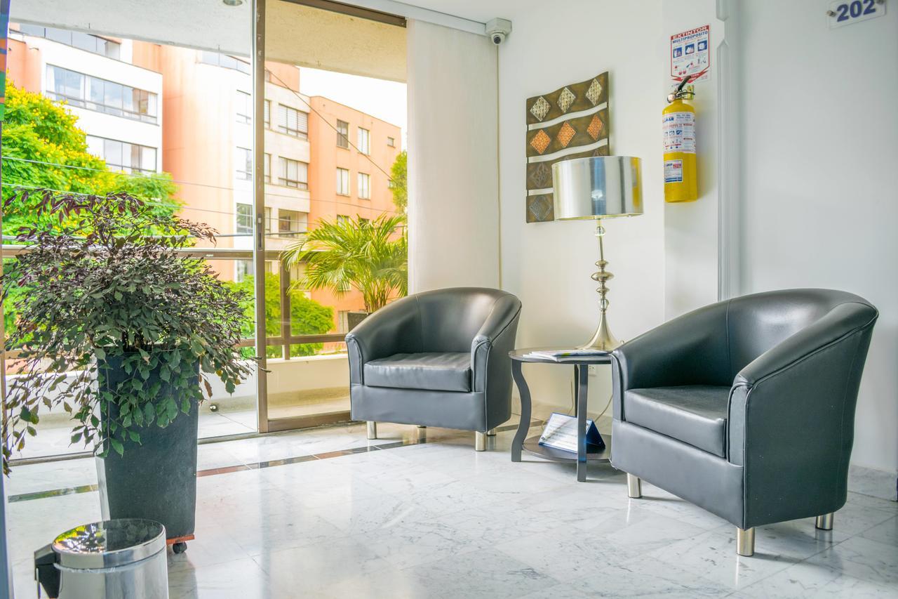 Hotel Montes De La Castellana Армения Екстериор снимка